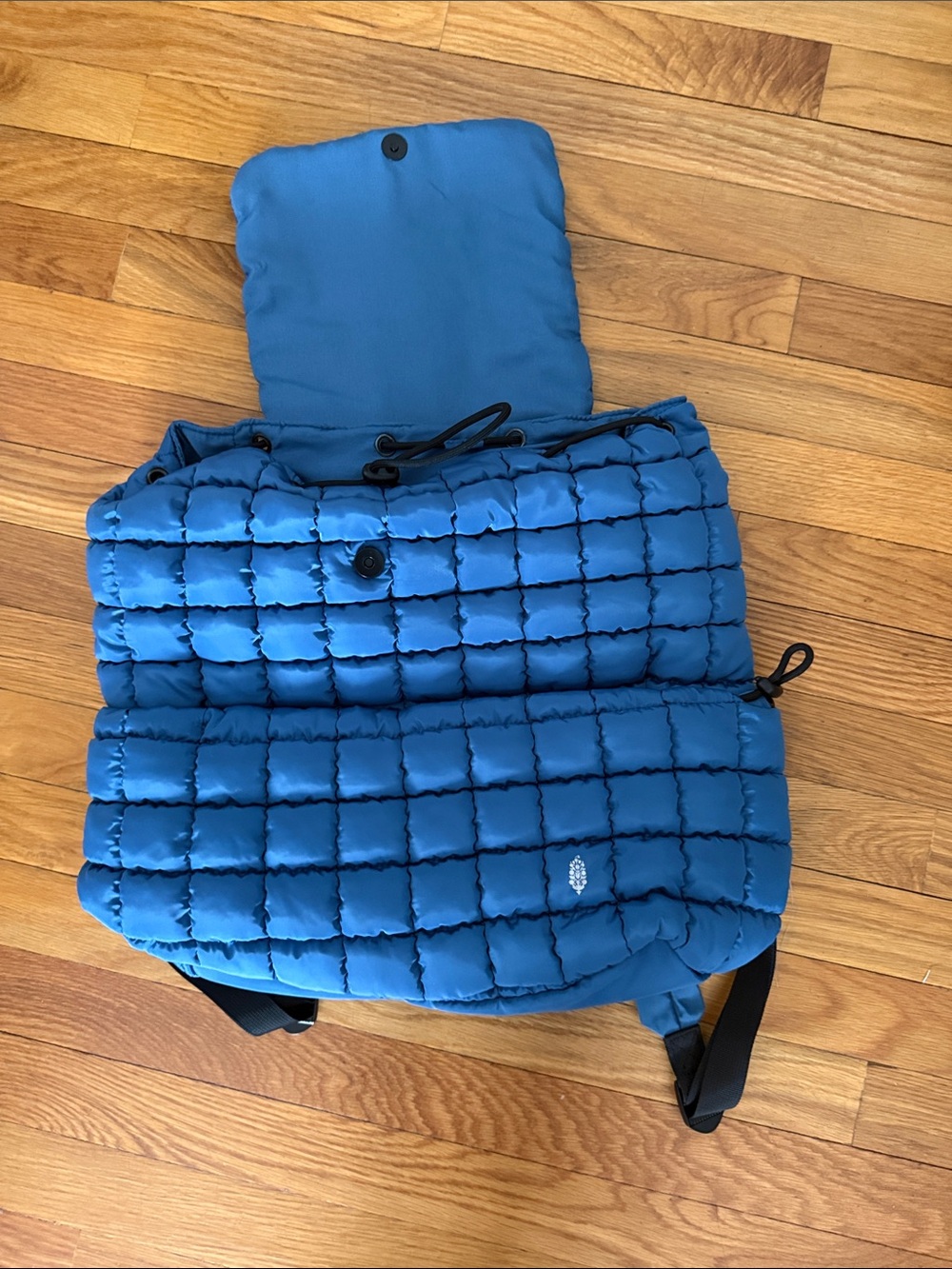 New Free People x FP MOVEMENT Quilted Hiker Pack - Picture 2 of 7